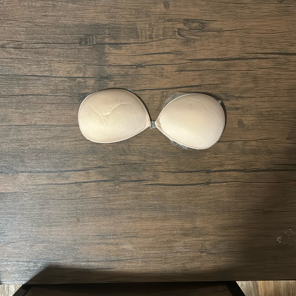 Victoria’s Secret Backless Strapless Bra
